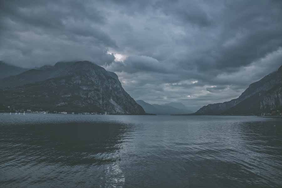 lake como moody sky