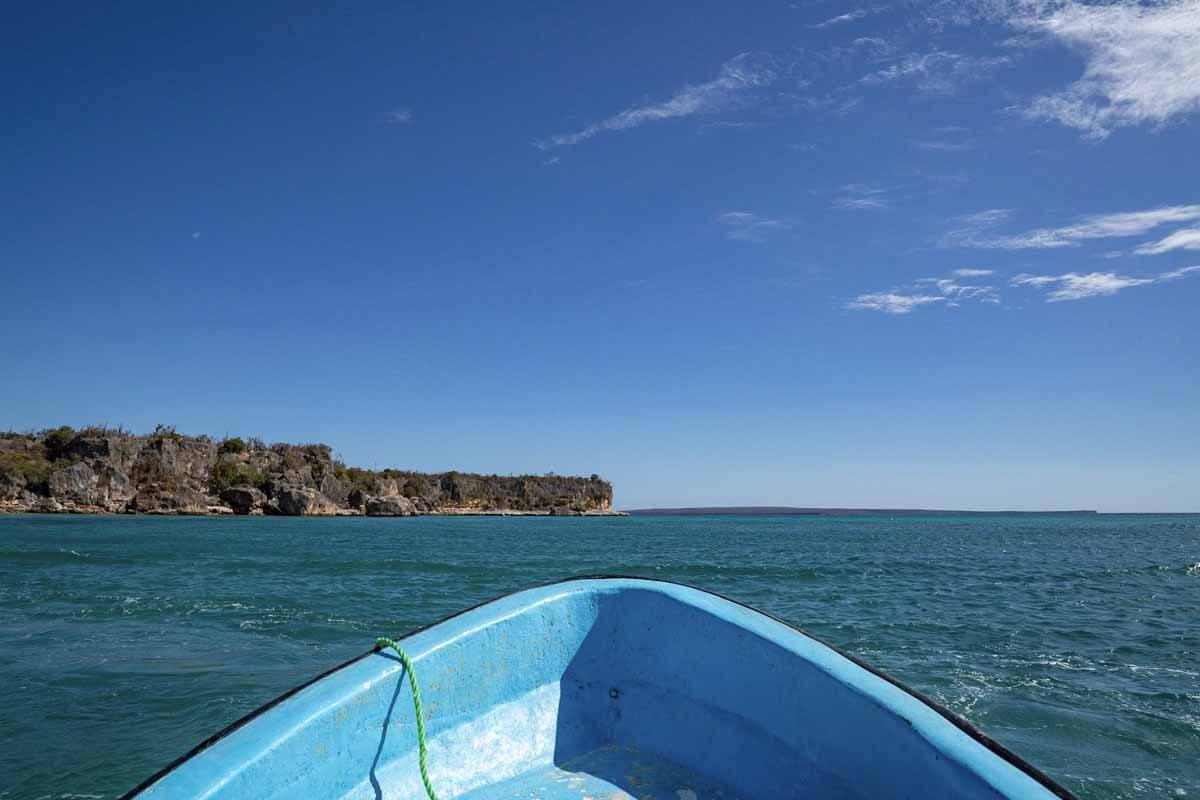 bahia de las aguilas boat