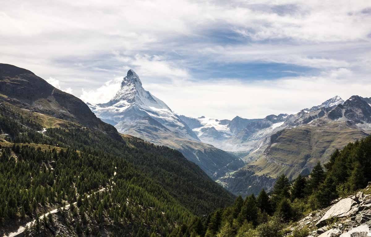 8 Best Hikes In Switzerland For Everyone The Crowded Planet 8 Best Hikes In Switzerland For Everyone The Crowded Planet