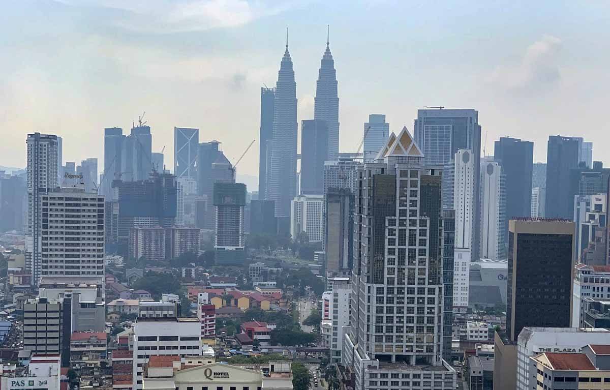 kuala lumpur skyline