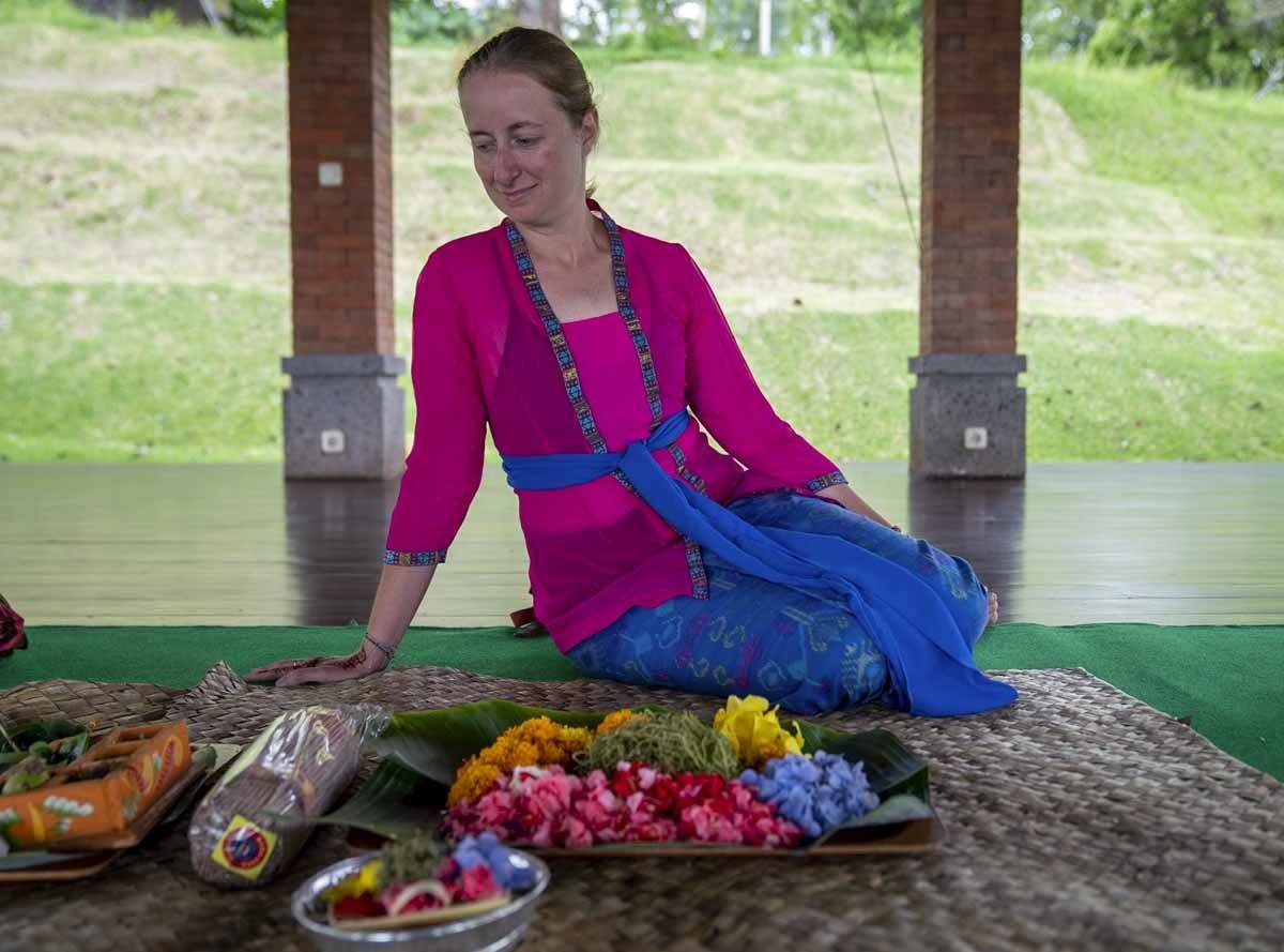 marghe bagus agro pelaga making offerings