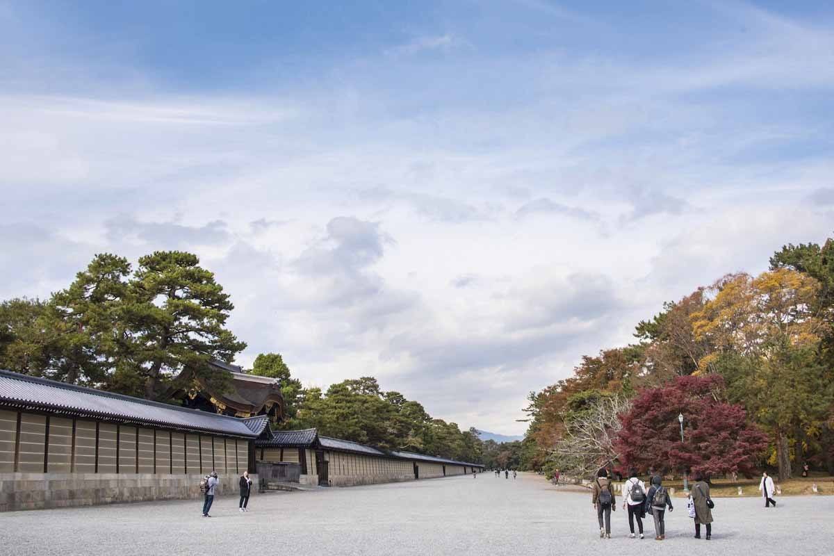 kyoto palace outside