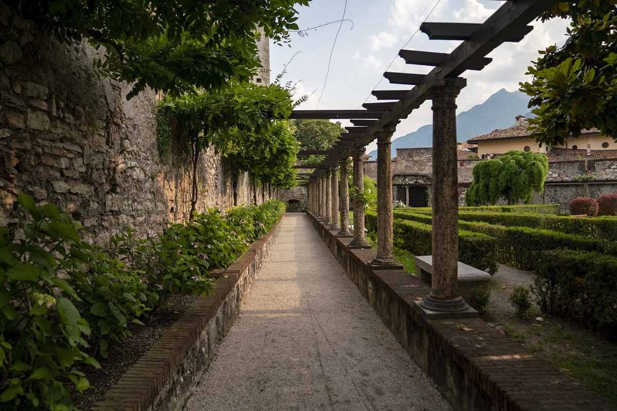 trento-buonconsiglio-castle-gardens