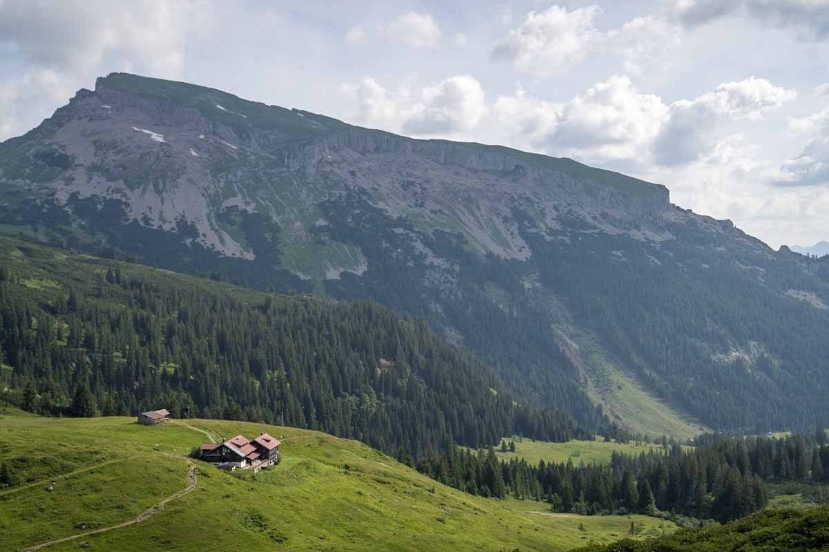 schwarzwasserhutte above