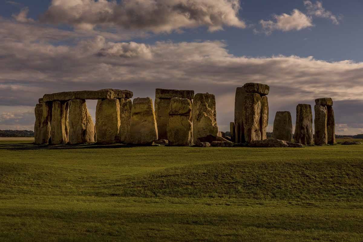 stonehenge from london visit clouds