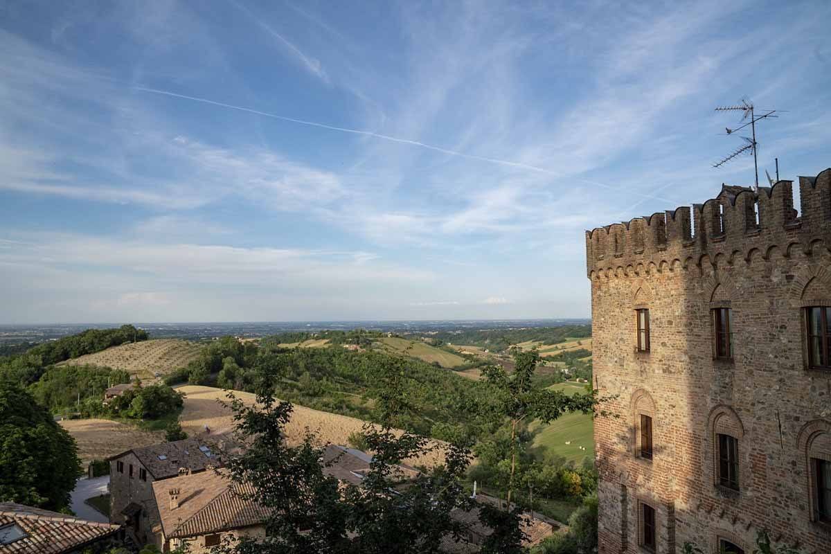 tabiano castle view