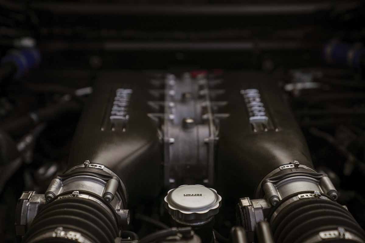 ferrari car engine