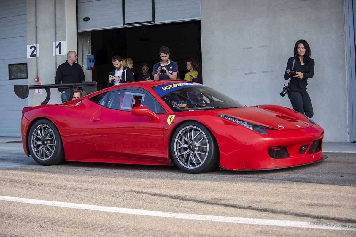 ferrari driving experience people