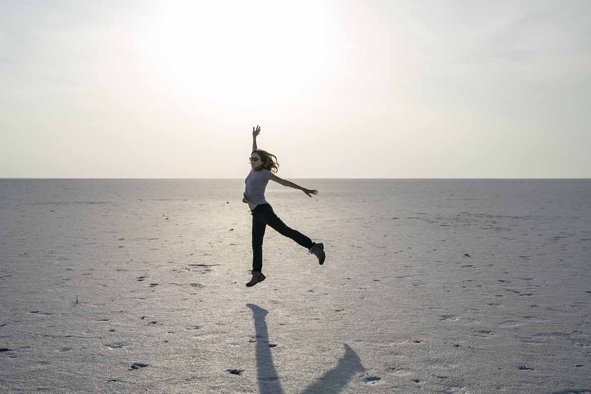 danakil depression salt jump