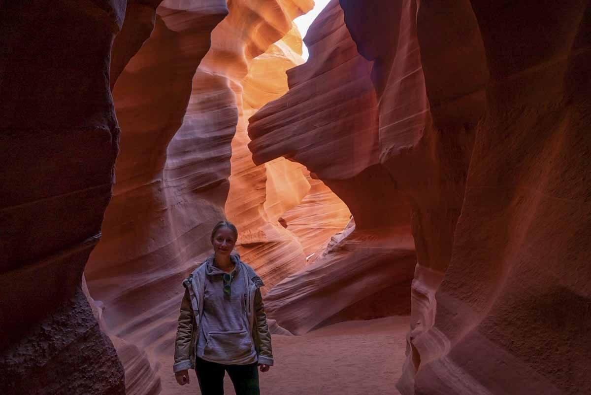 antelope canyon sandy floor