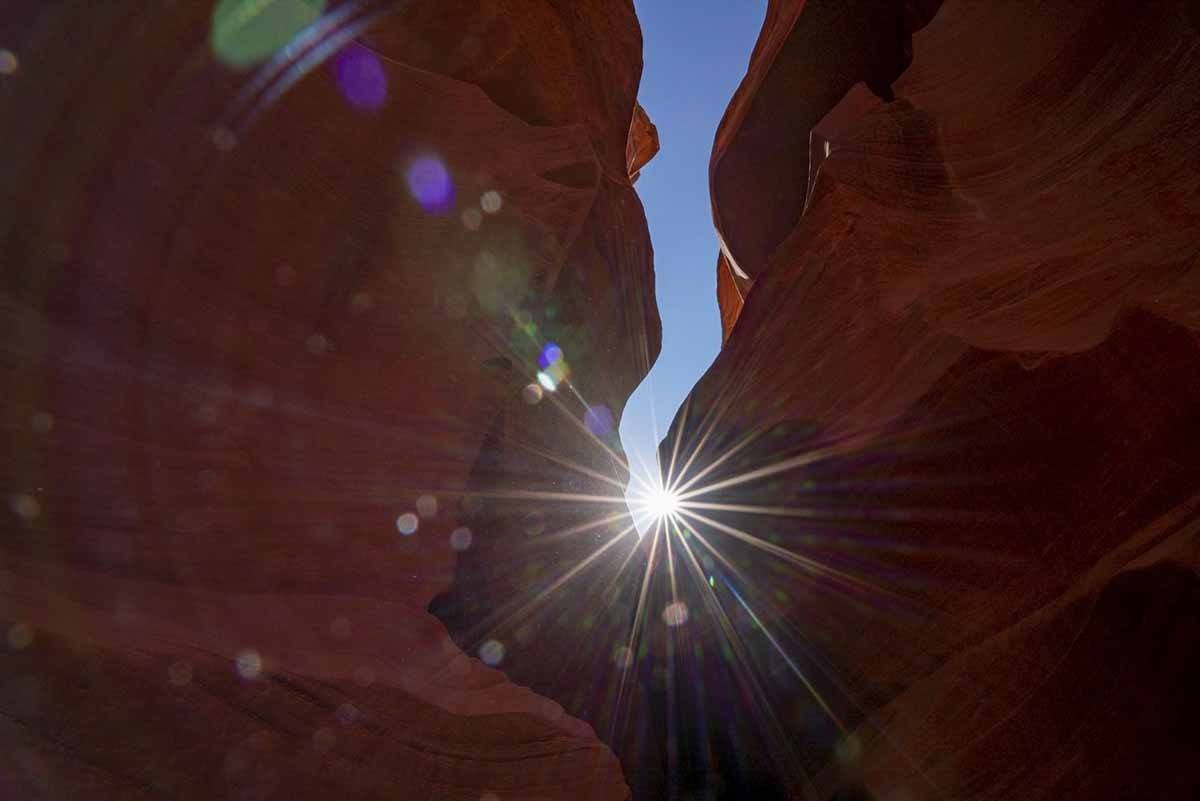 lower antelope canyon starburst