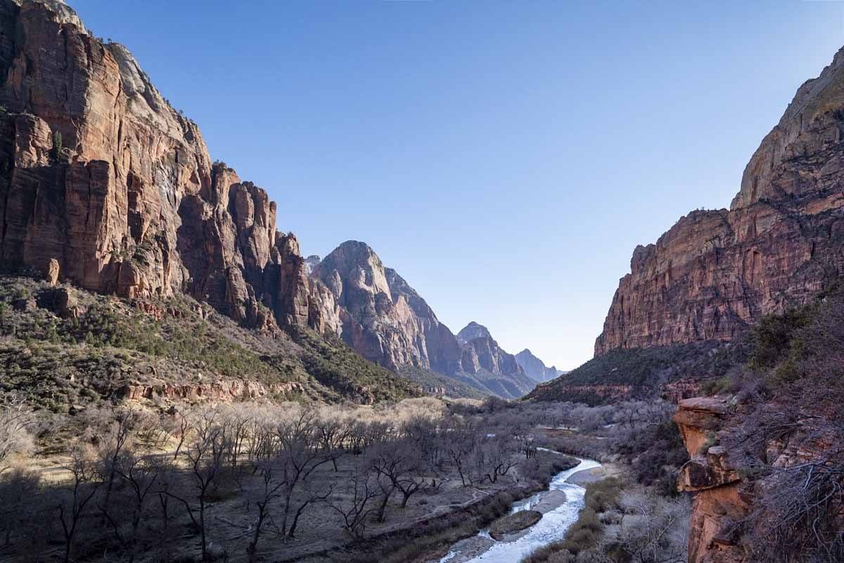 zion national park canyon and river
