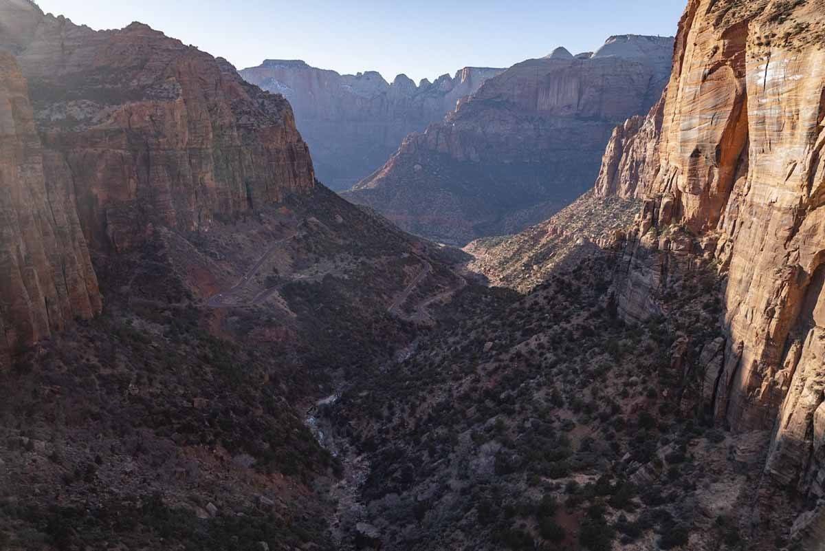 zion national park canyon overlook viewpoint