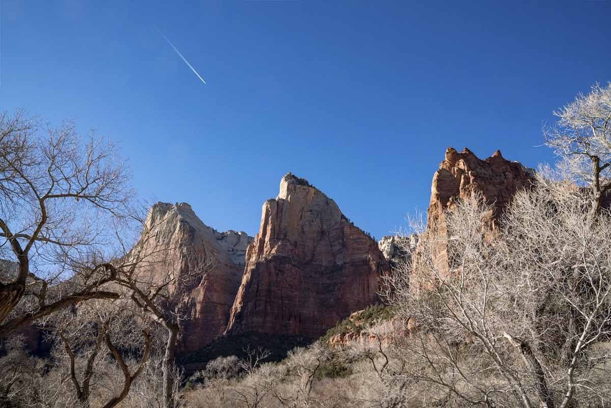 zion national park court of the patriarchs