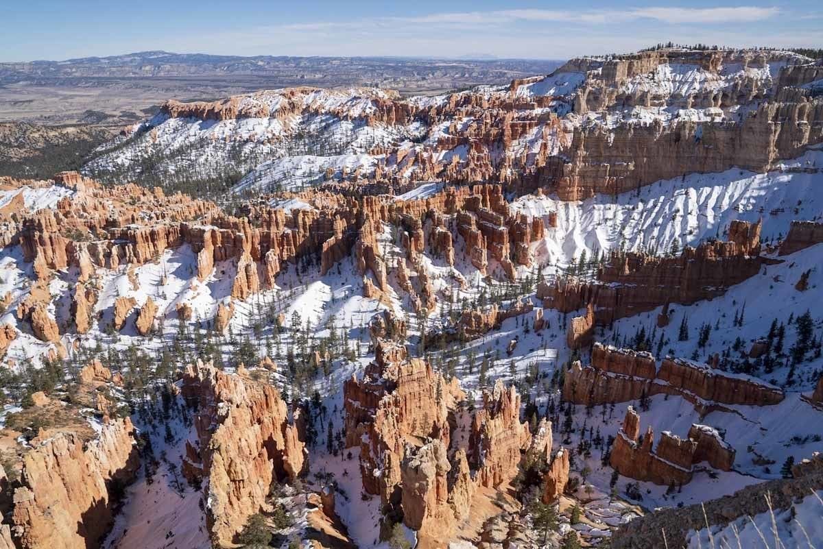 bryce canyon in winter