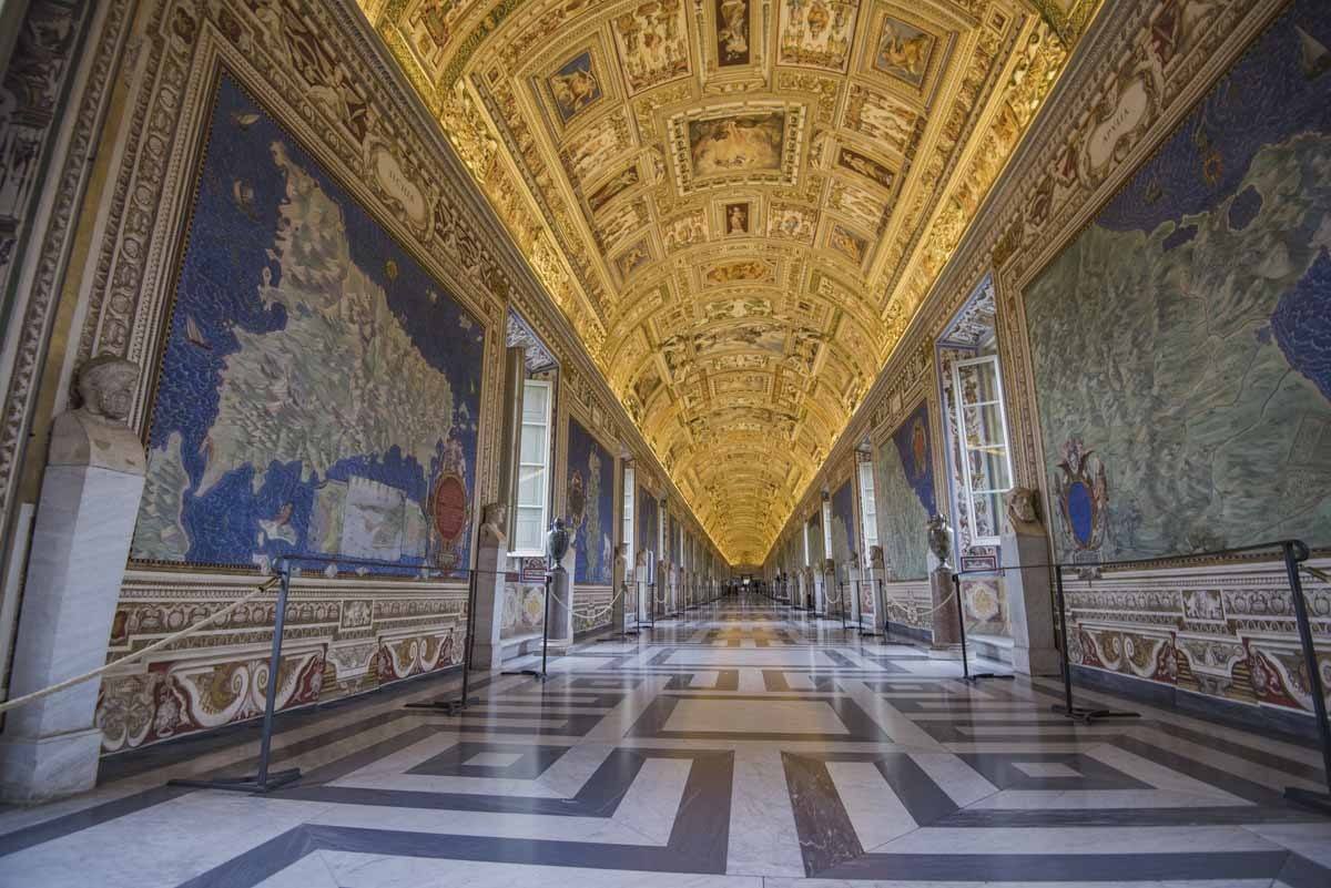 vatican-museums-maps-room