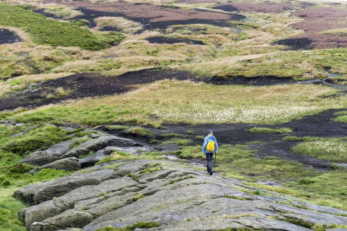 dove stones best hikes peak district