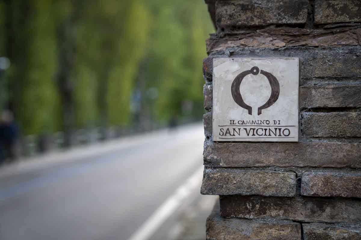 cammino di san vicinio sign