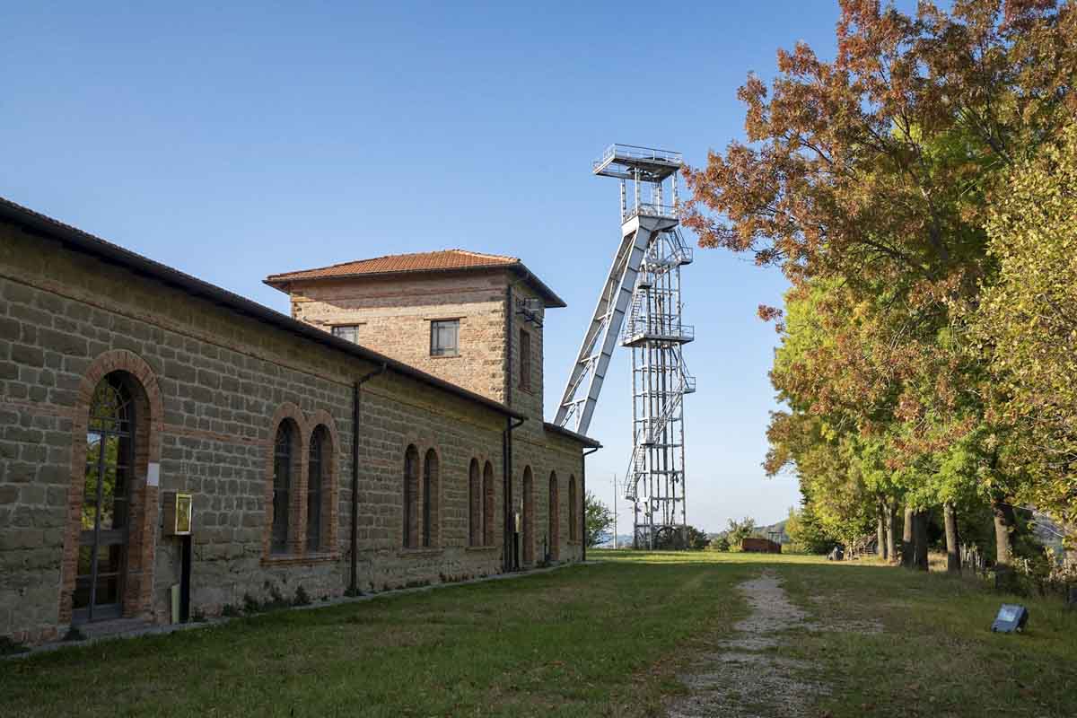 sulphur museum perticara