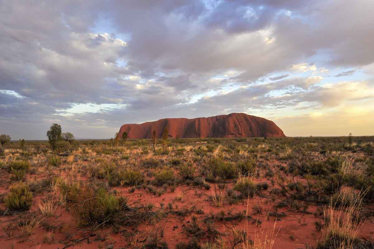 uluru sunset light