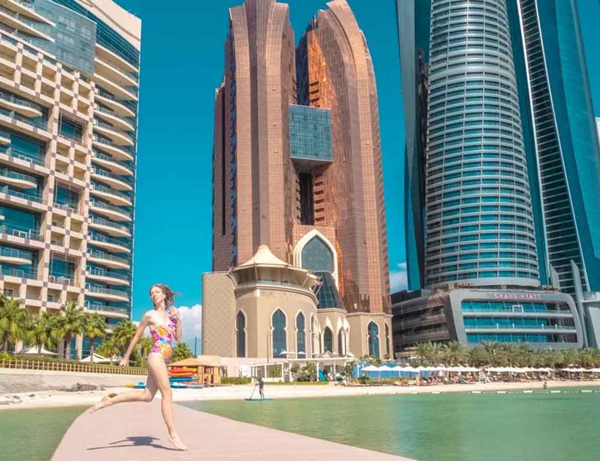 abu dhabi itinerary bab al qasr