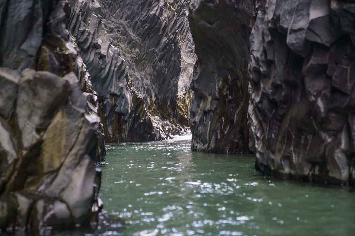 gole alcantara gorges river trekking