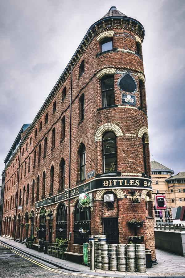 irish pub belfast km