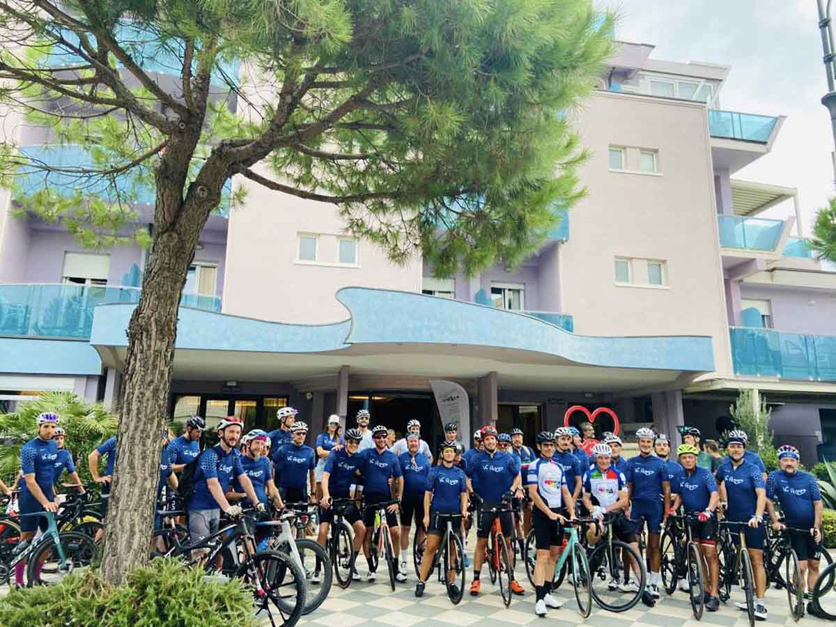 lungomare bike hotel tour de france 2024
