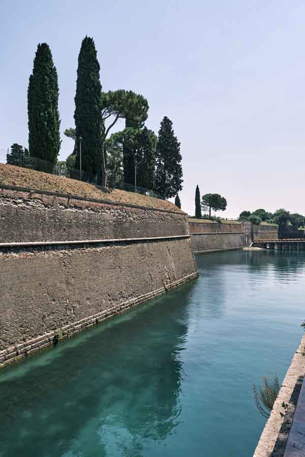 peschiera del garda wall